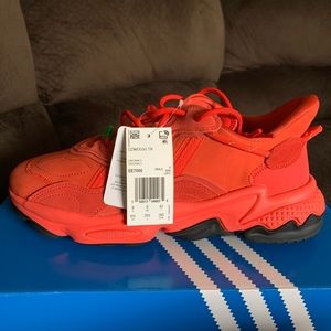 ozweego tr shoes red